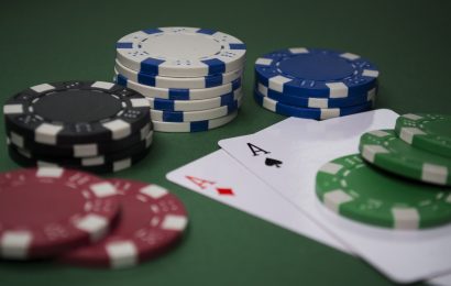 Poker Player’s Analysis of Key Hands – How He Played Them
